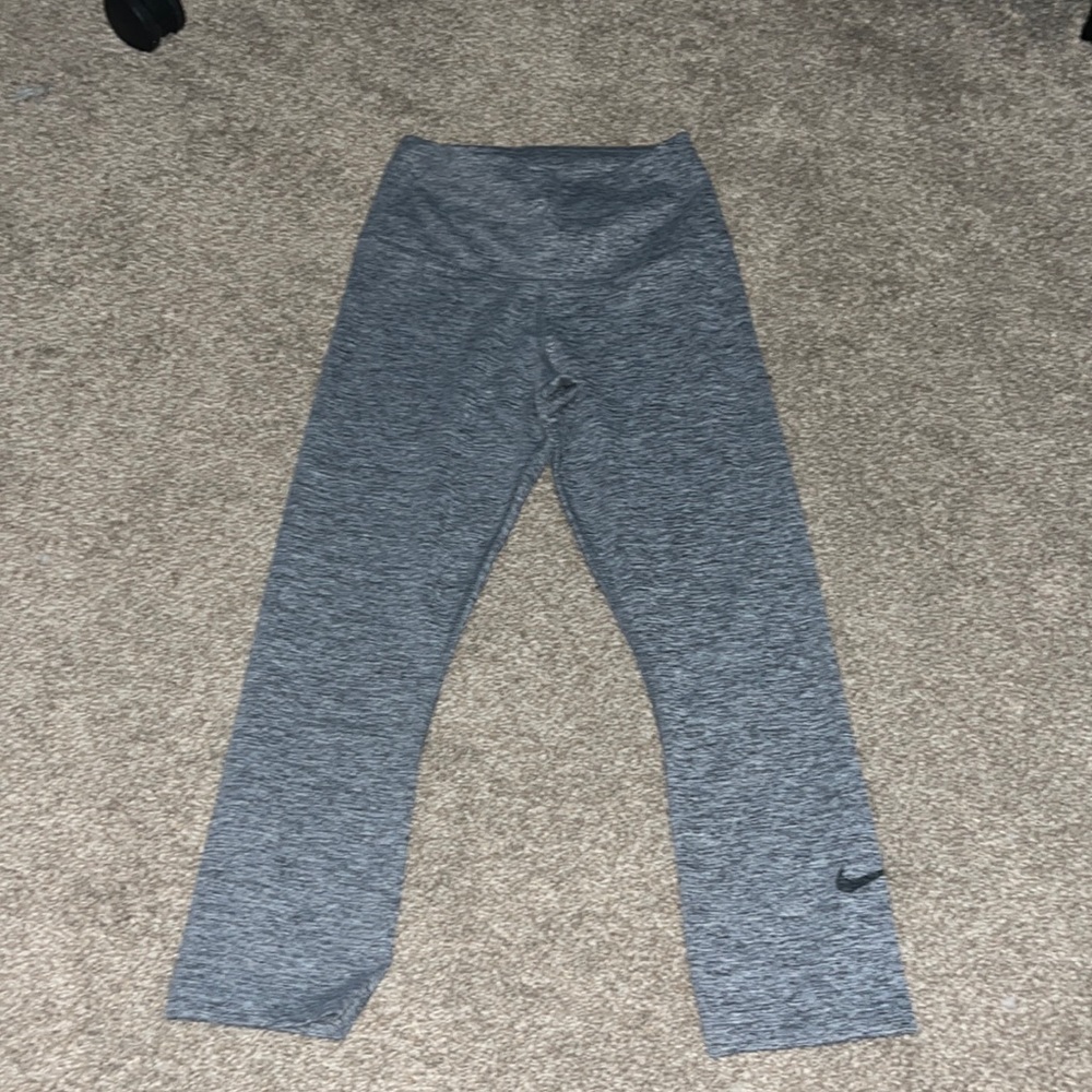 Nike gray dri fit capris